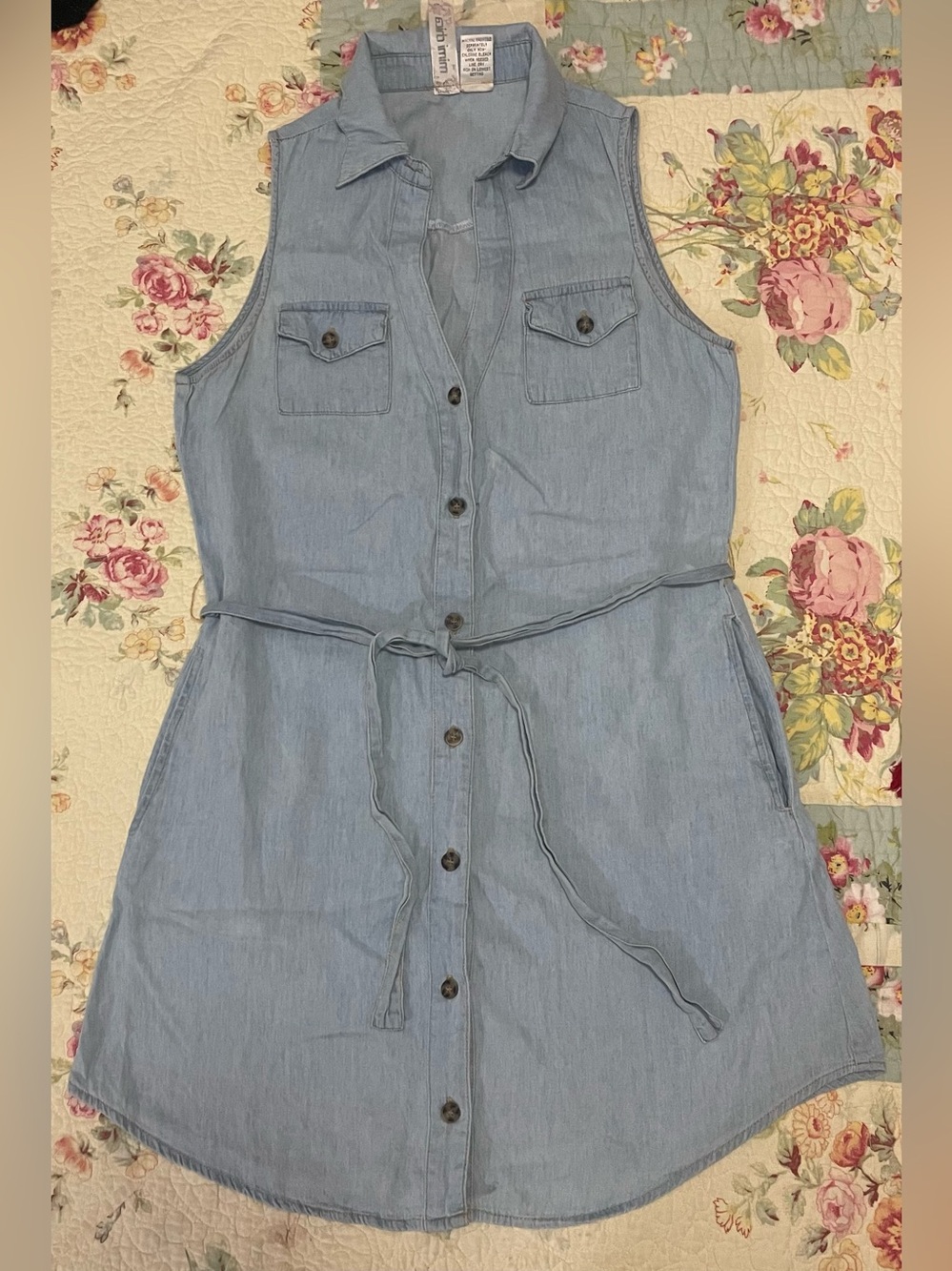 Mimi Chica Sleeveless Light Blue Chambray Shirt Dress